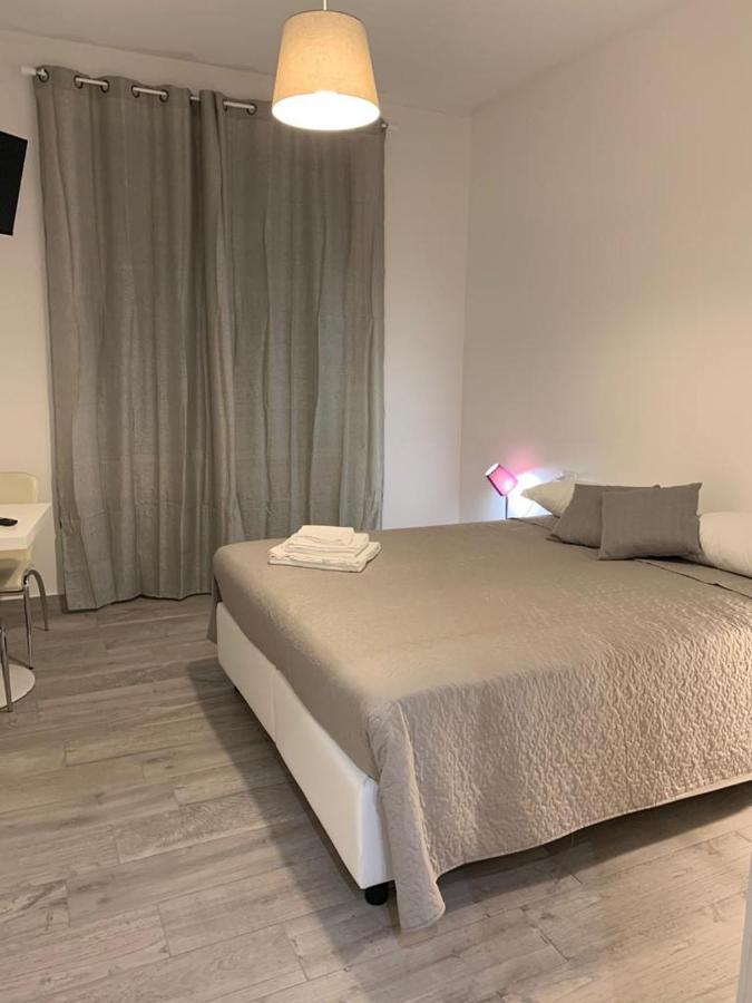 Domus Dotta New Hotel โบโลญญา ภายนอก รูปภาพ